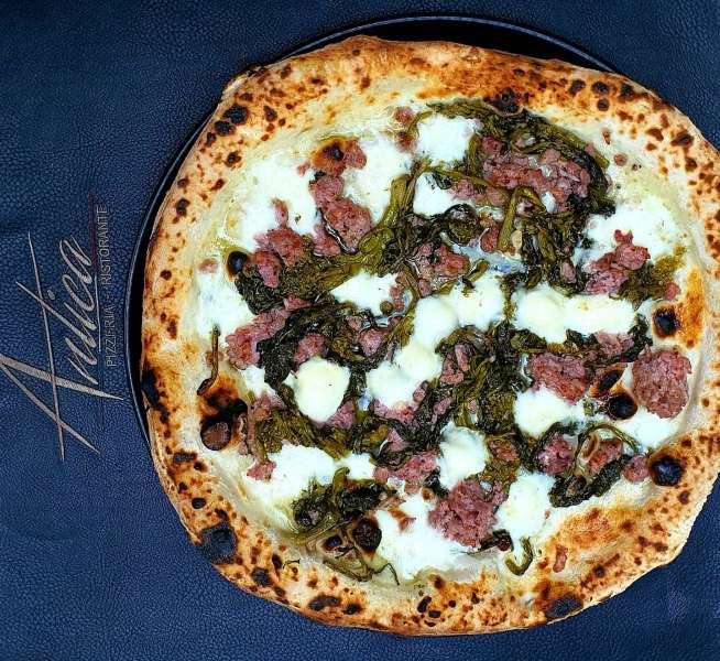 (provola di agerola, friarielli, saucisse italienne)